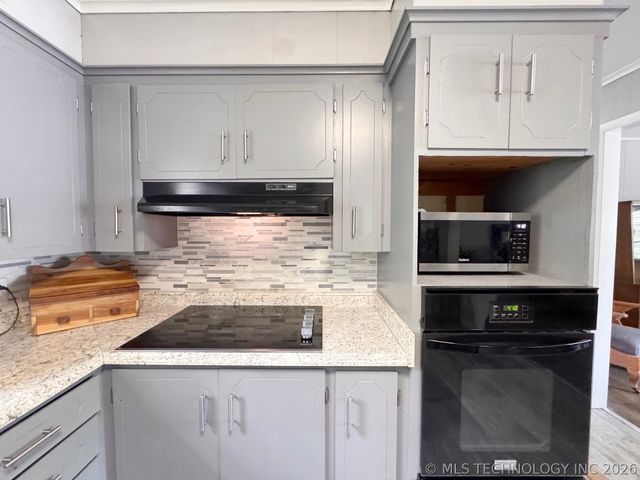 110 Brewer Avenue, Tahlequah, OK 74464