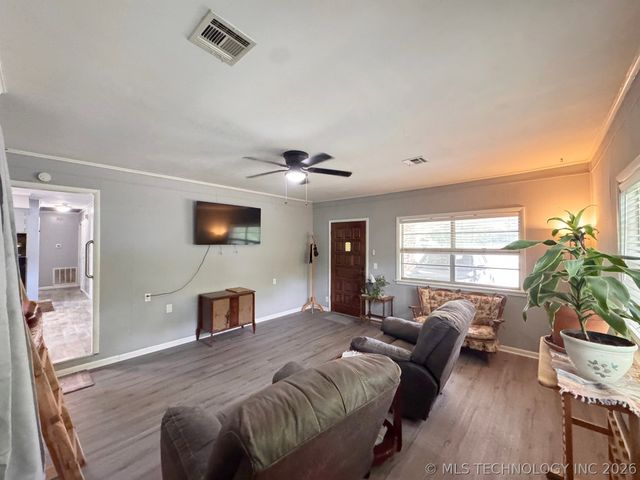 110 Brewer Avenue, Tahlequah, OK 74464