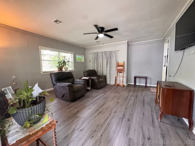 110 Brewer Avenue, Tahlequah, OK 74464