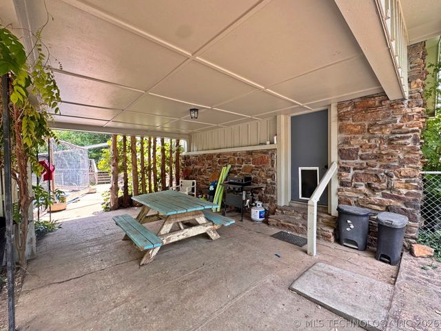 110 Brewer Avenue, Tahlequah, OK 74464