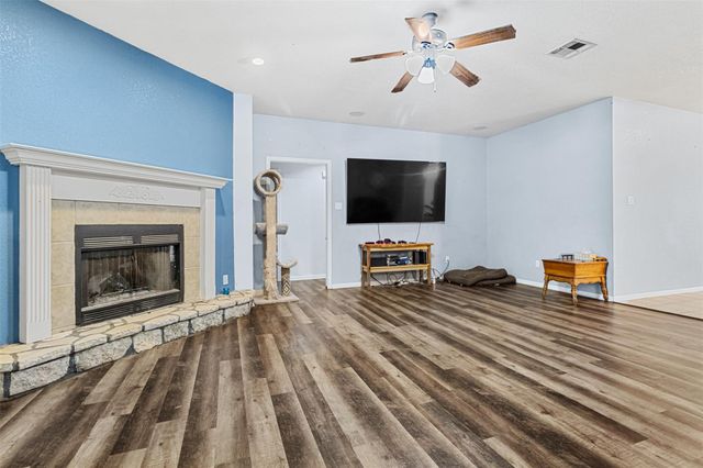 3640 Big Divide RD, Copperas Cove, TX 76522