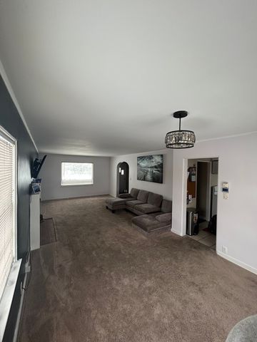 12757 Mozart Street, Blue Island, IL 60406