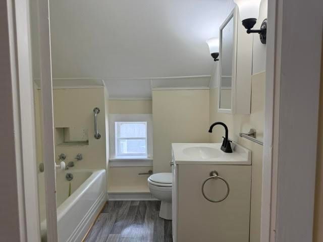 28 Hamilton Place, Richford, VT 05457