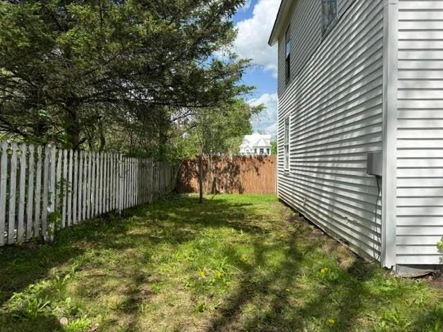 28 Hamilton Place, Richford, VT 05457