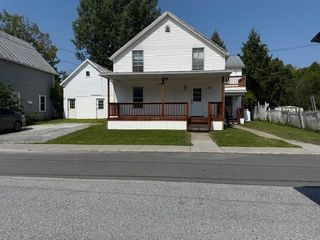 28 Hamilton Place, Richford, VT 05457