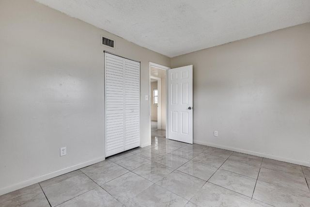 1745 NW 29th Lane, Fort Lauderdale, FL 33311