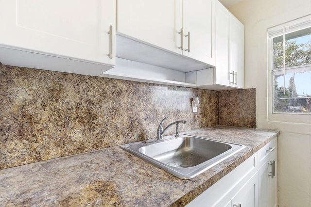 1745 NW 29th Lane, Fort Lauderdale, FL 33311