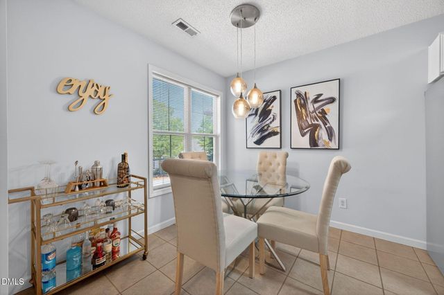 2400 Huntscroft Lane 202, Raleigh, NC 27617