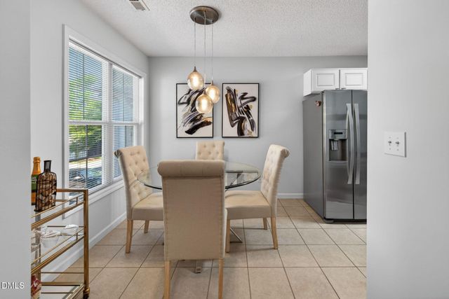 2400 Huntscroft Lane 202, Raleigh, NC 27617