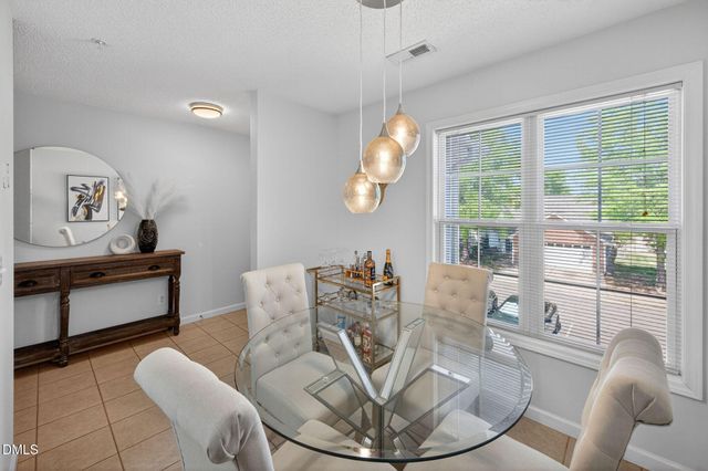 2400 Huntscroft Lane 202, Raleigh, NC 27617