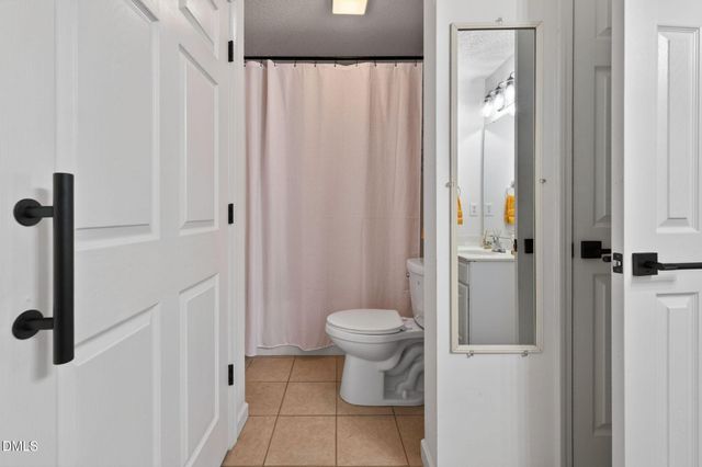 2400 Huntscroft Lane 202, Raleigh, NC 27617