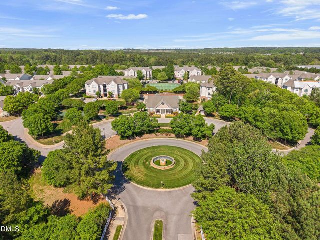 2400 Huntscroft Lane 202, Raleigh, NC 27617