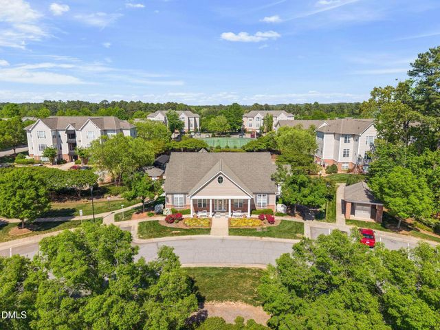 2400 Huntscroft Lane 202, Raleigh, NC 27617