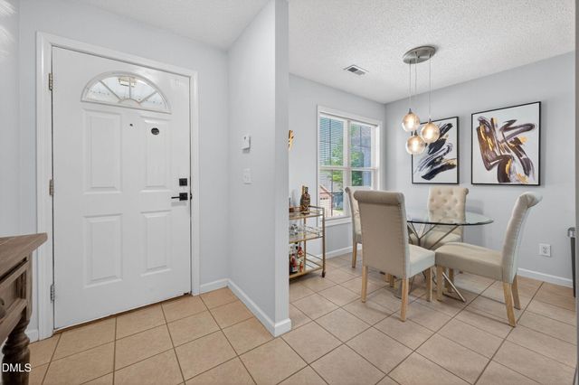 2400 Huntscroft Lane 202, Raleigh, NC 27617