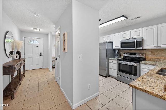 2400 Huntscroft Lane 202, Raleigh, NC 27617