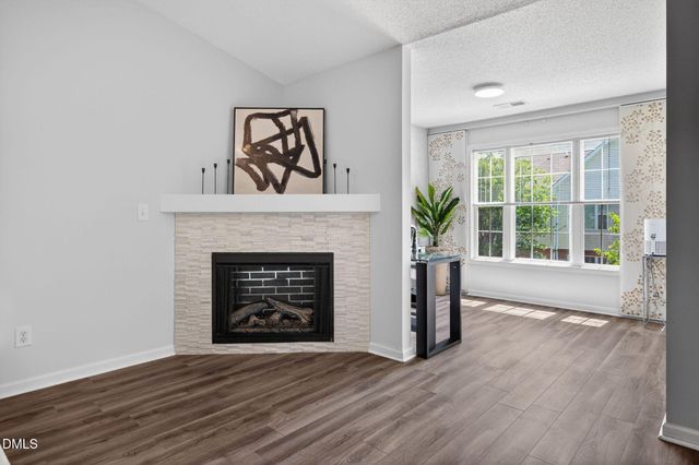 2400 Huntscroft Lane 202, Raleigh, NC 27617