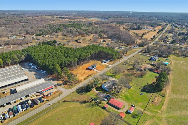908 Beaverdam Road, Williamston, SC 29697