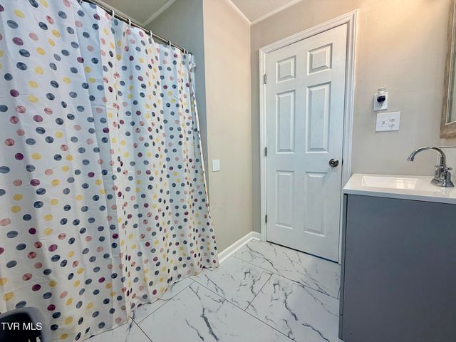 2309 Ashwood Avenue, Kingsport, TN 37664