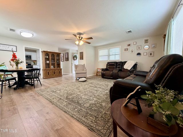 2309 Ashwood Avenue, Kingsport, TN 37664