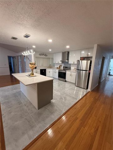 32 WESTLAWN PLACE, Palm Coast, FL 32164