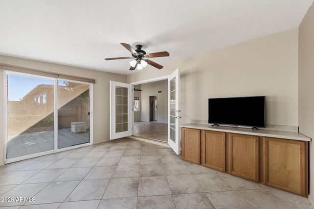 1752 LEISURE WORLD --, Mesa, AZ 85206