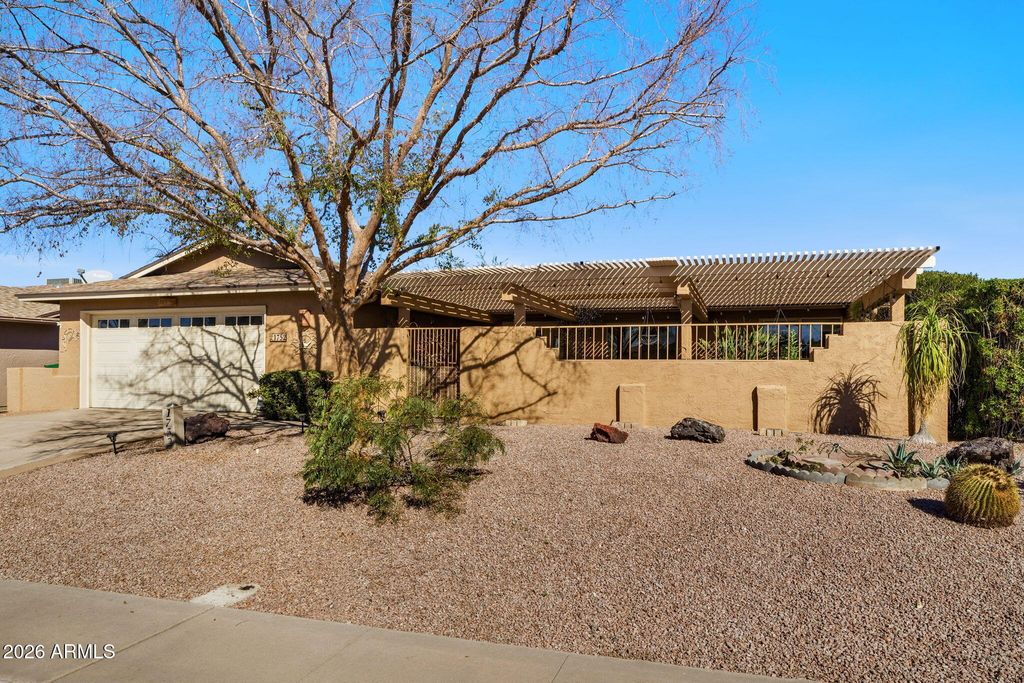 1752 LEISURE WORLD --, Mesa, AZ 85206