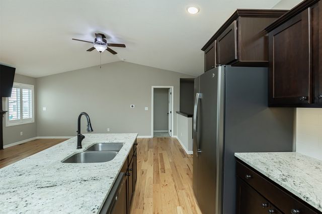 508 Meadow Brook Place, Huxley, IA 50124