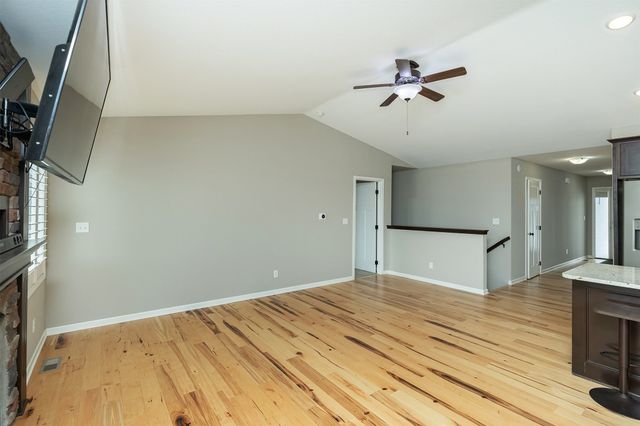 508 Meadow Brook Place, Huxley, IA 50124