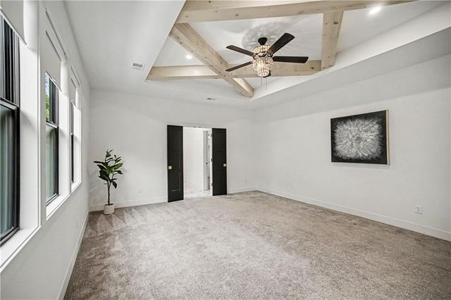 2009 Ridge Tree Drive, Pleasant Hill, MO 64080