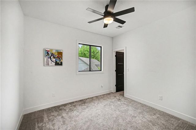 2009 Ridge Tree Drive, Pleasant Hill, MO 64080