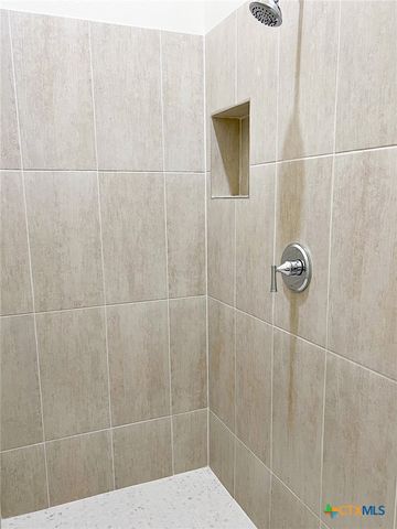 112 Raindance Court, Victoria, TX 77904