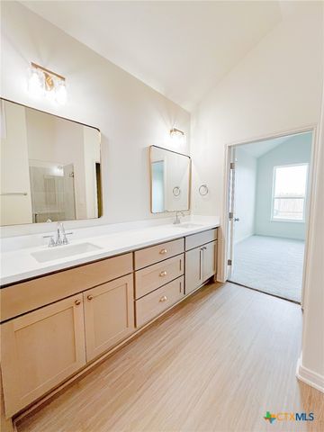 112 Raindance Court, Victoria, TX 77904