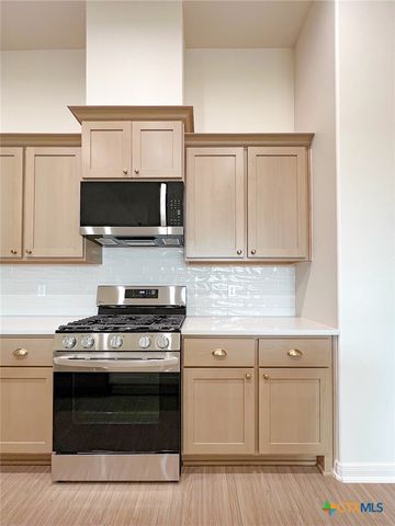 112 Raindance Court, Victoria, TX 77904