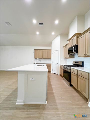 112 Raindance Court, Victoria, TX 77904