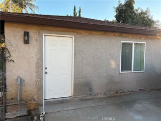 187 Carmelita Ln, San Bernardino, CA 92407