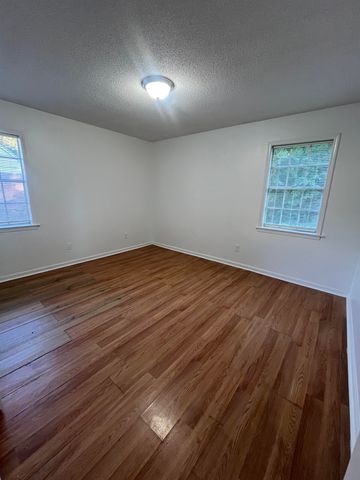 3457 E ROLLING WOODS DR, Memphis, TN 38128