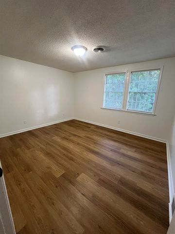 3457 E ROLLING WOODS DR, Memphis, TN 38128