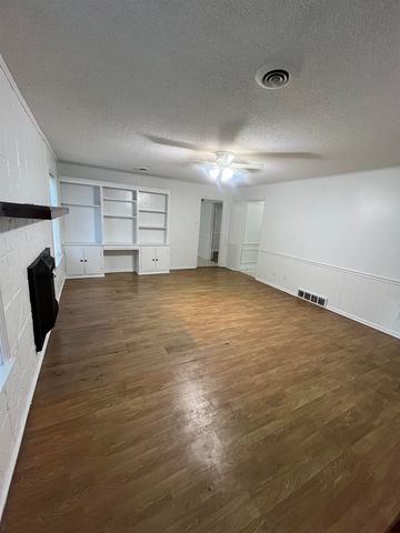 3457 E ROLLING WOODS DR, Memphis, TN 38128