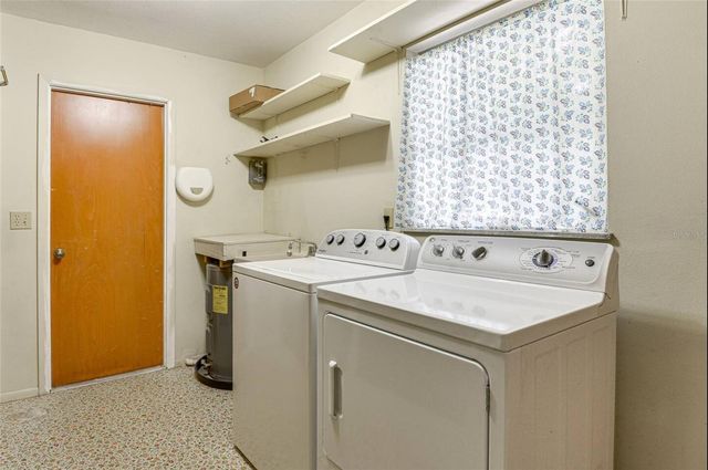 4831 GREENLEAF ROAD, Sarasota, FL 34233