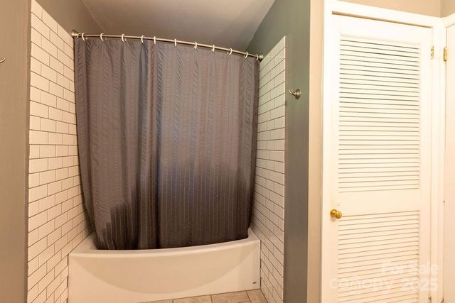 2274 Country Club Road, Lincolnton, NC 28092