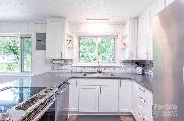 2274 Country Club Road, Lincolnton, NC 28092