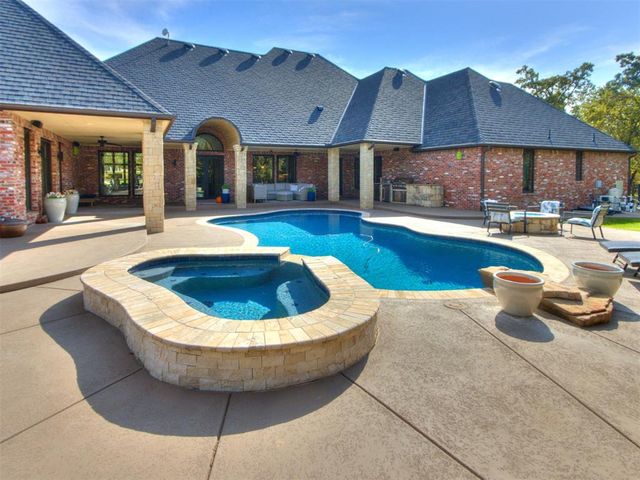 5103 Forum Circle, Arcadia, OK 73007