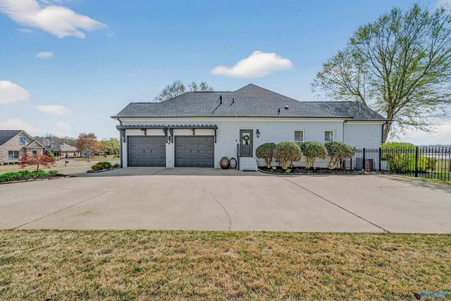 24175 Piney Creek Drive, Athens, AL 35613