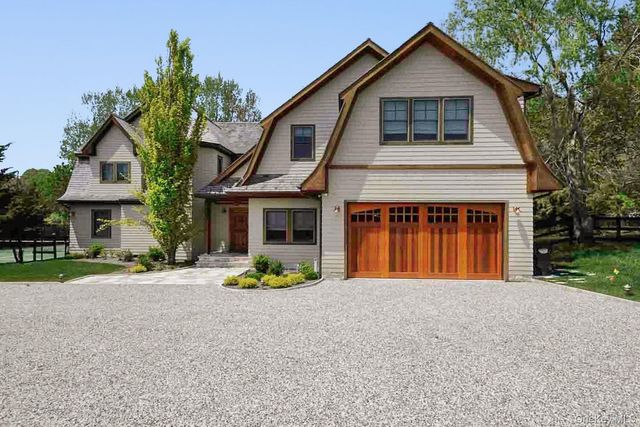 1366 Scuttle Hole Road, Water Mill, NY 11976