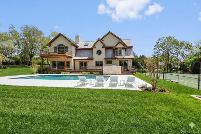 1366 Scuttle Hole Road, Water Mill, NY 11976