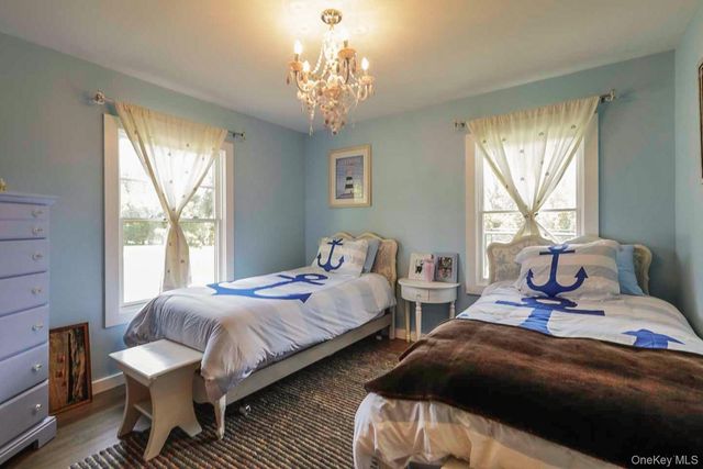 1366 Scuttle Hole Road, Water Mill, NY 11976