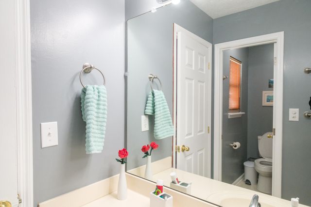 2113 Belmont Drive, Lexington, KY 40516