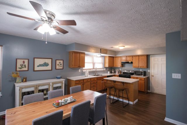 2113 Belmont Drive, Lexington, KY 40516