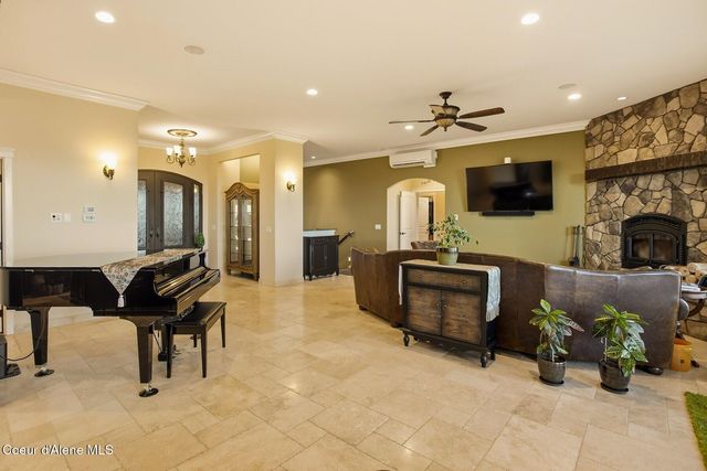 5969 W Highland Dr, Coeur D'alene, ID 83814