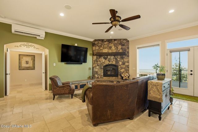 5969 W Highland Dr, Coeur D'alene, ID 83814